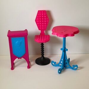 Monster High Deadluxe High School Replacement Furniture Set Of 3 (Z)